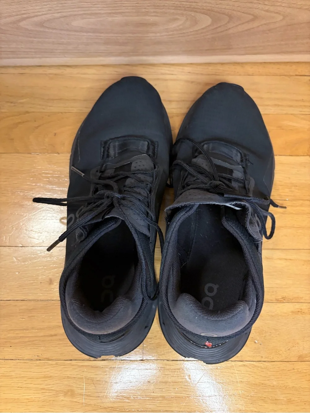 On Running running sneakers
